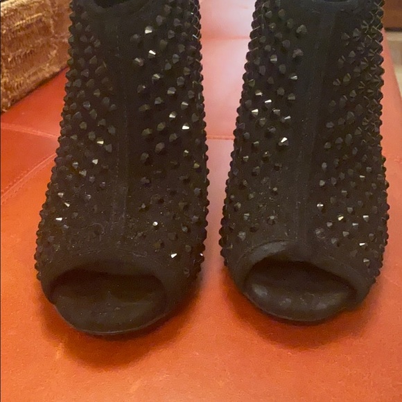 Michael Kors Heels 👠 - Picture 2 of 7